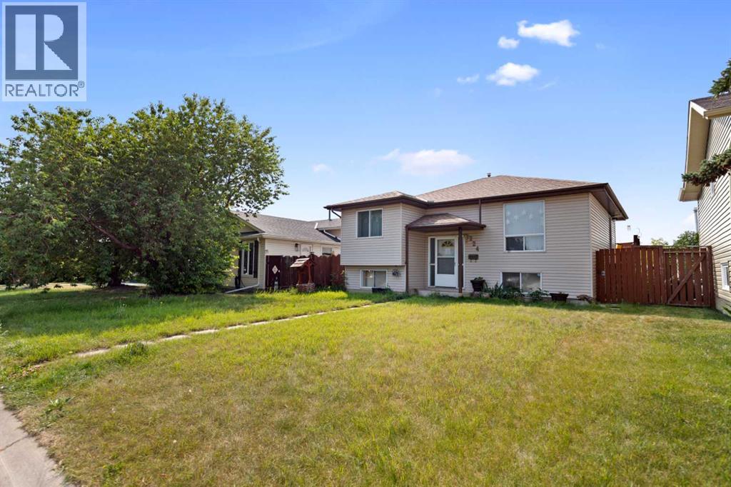 224 Faldale Close NE - 2