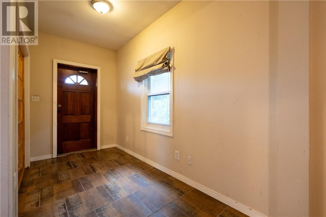 216 Elm Street, Sudbury, Ontario, P3C1V3, Sudbury, Ontario — photo 5 of 5