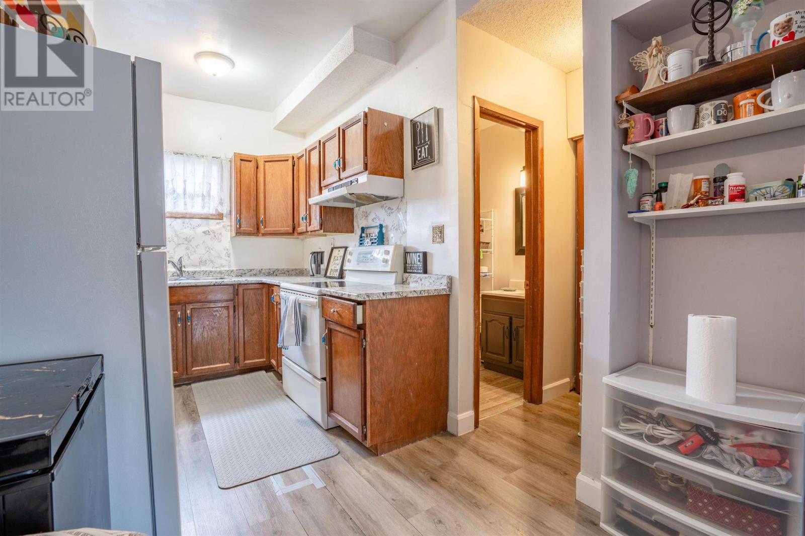 104 Albert ST - Image 12