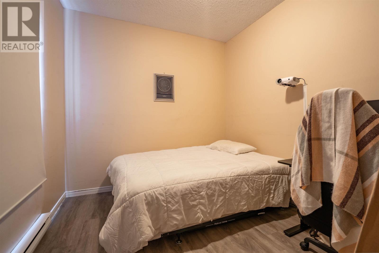 104 Albert ST - Image 14
