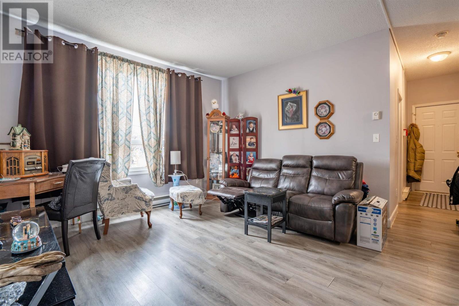 104 Albert ST - Image 18