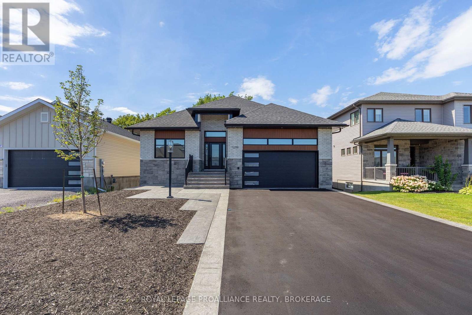 1259 Carfa Crescent, Kingston (City Northwest), Ontario, K7P0M7, Kingston (City Northwest), Ontario — photo 3 of 5