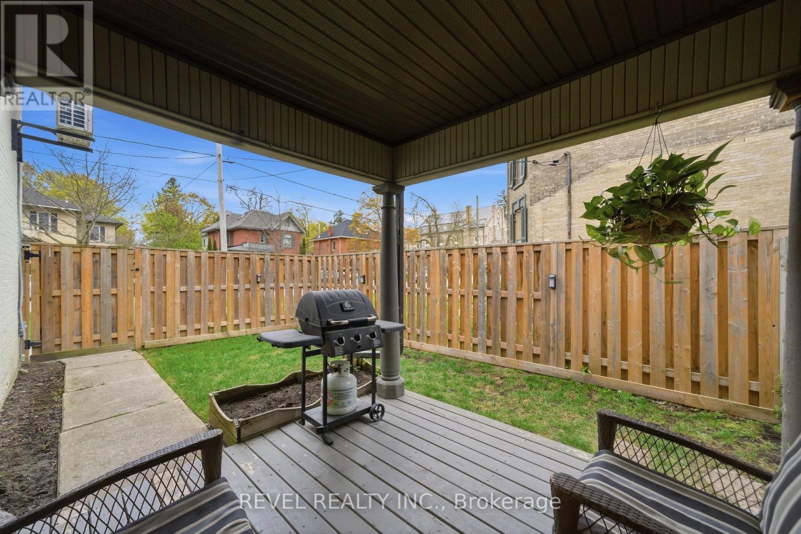 52 CAMBRIDGE STREET N - Image 38