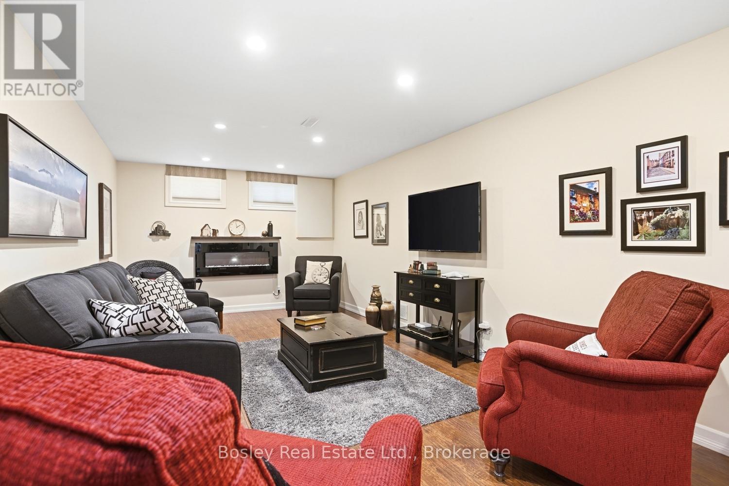 35 TREFUSIS STREET - Image 29