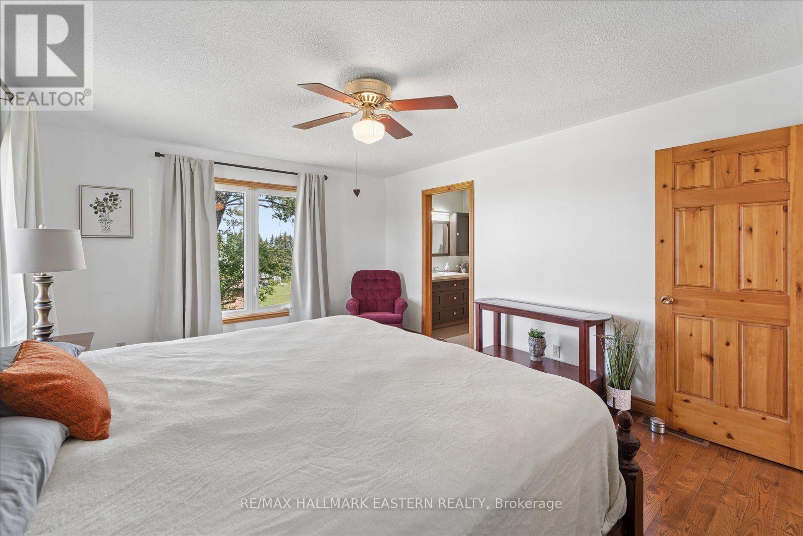 49 GRANDVIEW DRIVE - 23