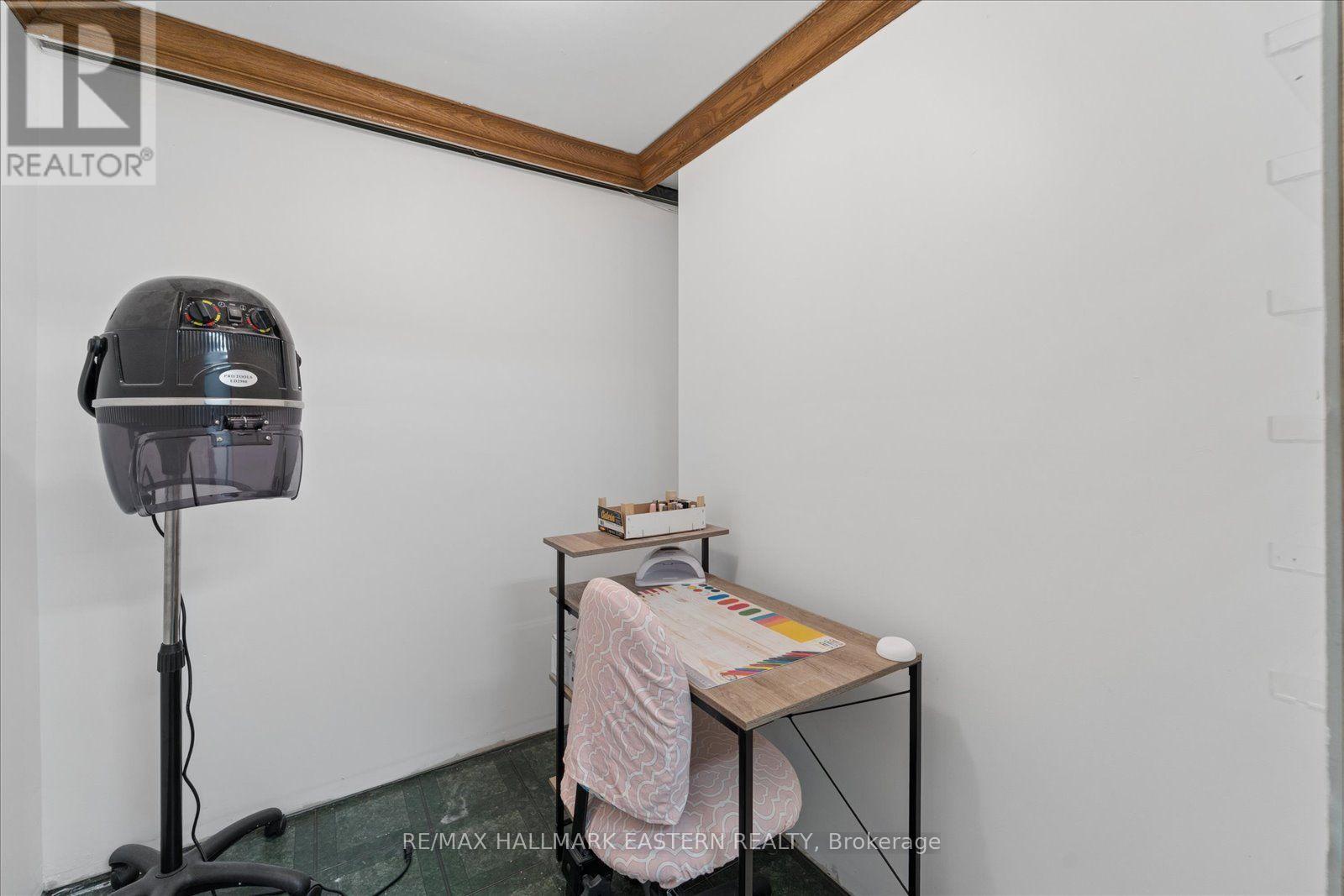 49 GRANDVIEW DRIVE - Image 32