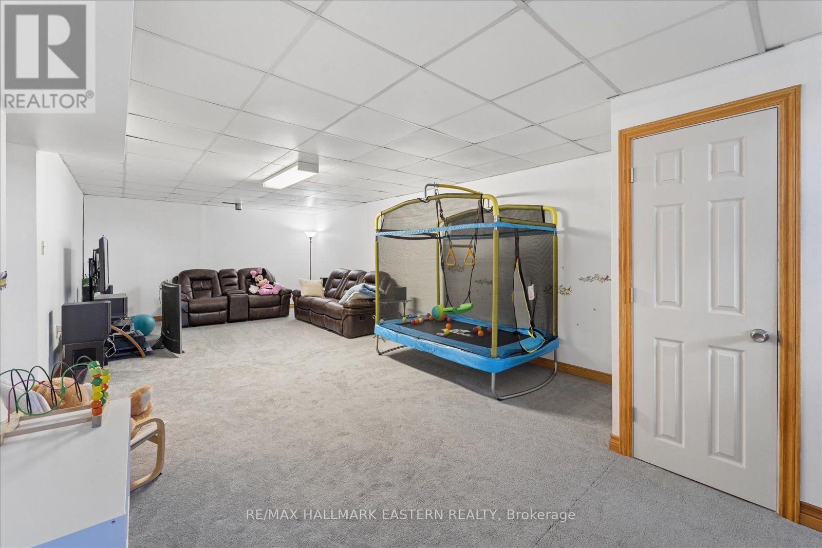 49 GRANDVIEW DRIVE - Image 33