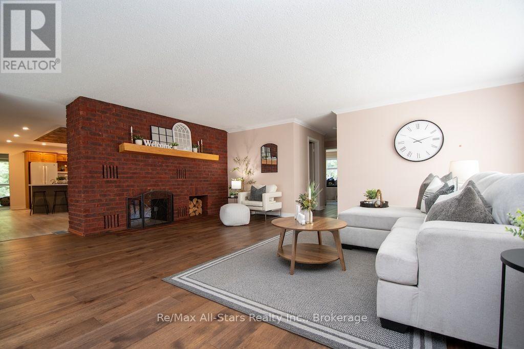 32 FOREST DRIVE - Image 8