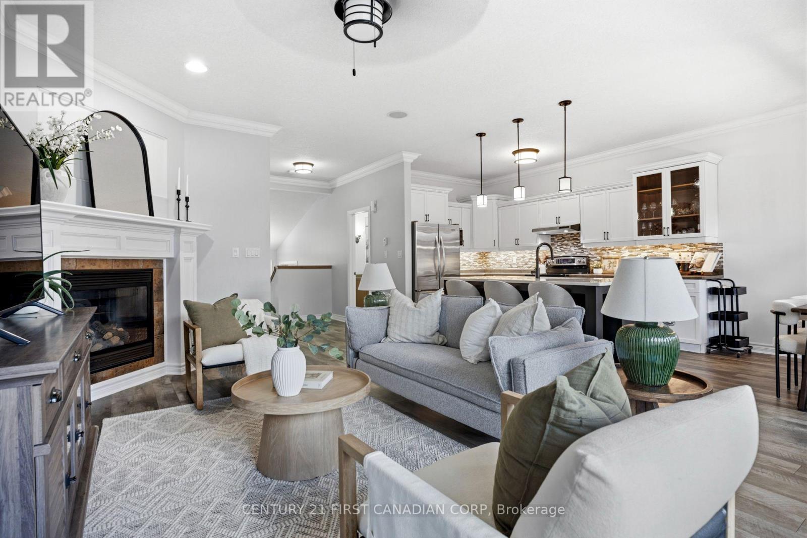 292 WALNUT STREET - Image 12