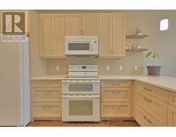 13 Oakwood Links Lane, South Huron, ON N0M1T0 Photo 17