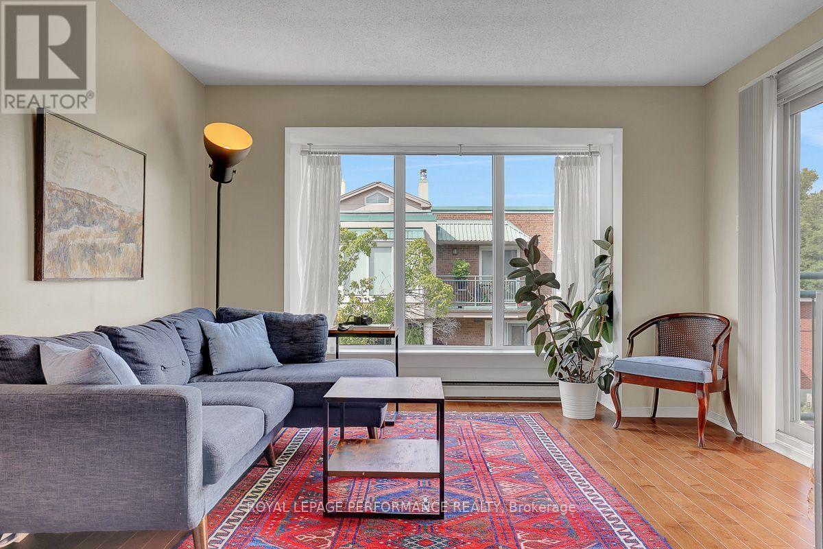 401D - 1 Columbus Avenue