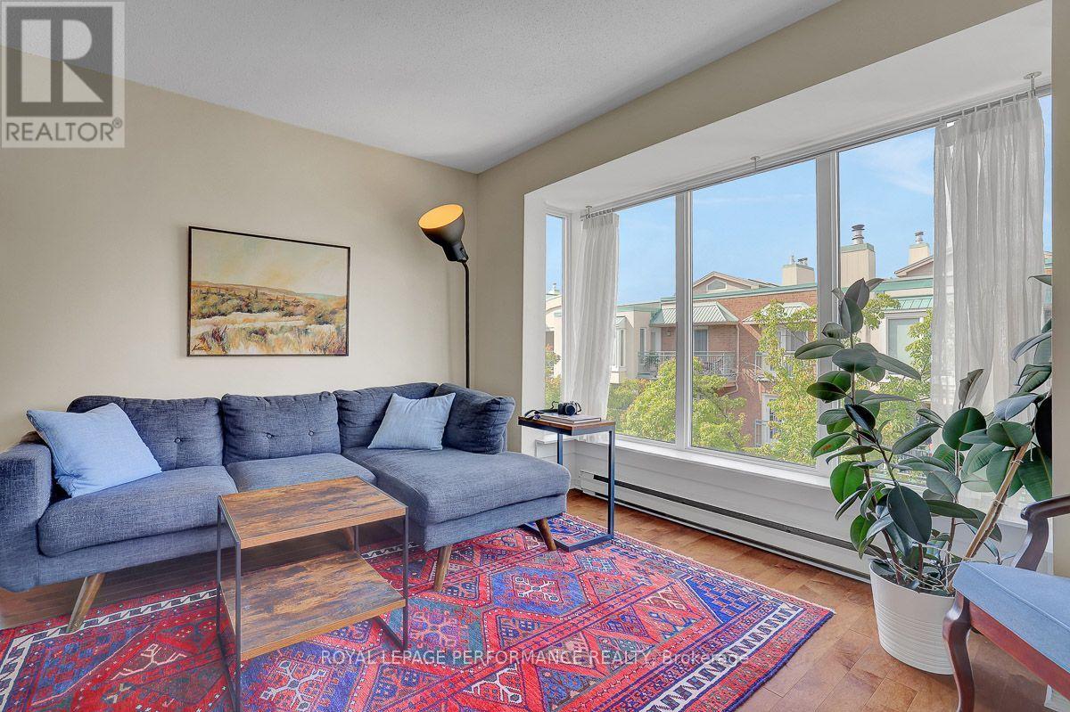 401D - 1 Columbus Avenue