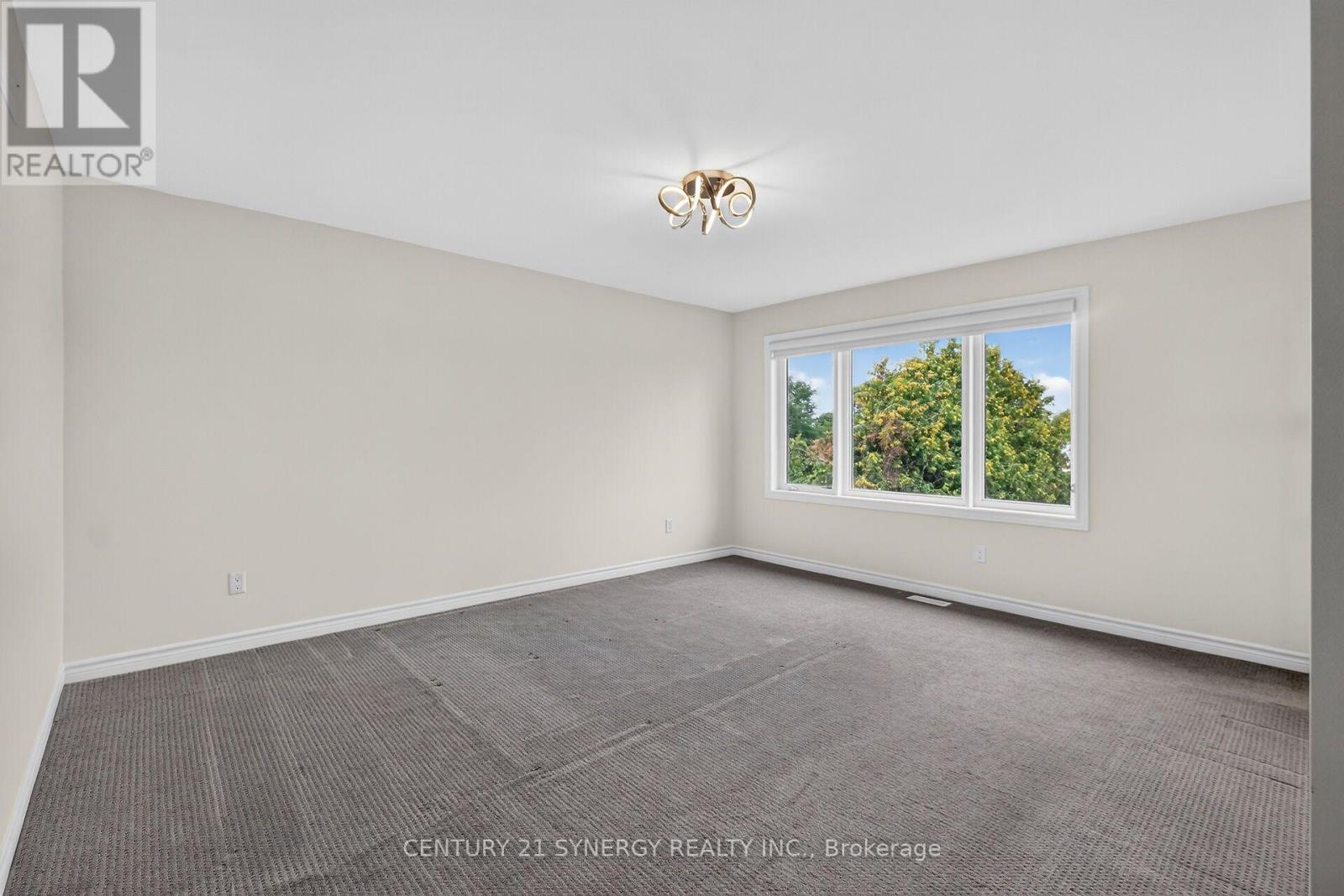 124 DES AUBRAIS CRESCENT - 31