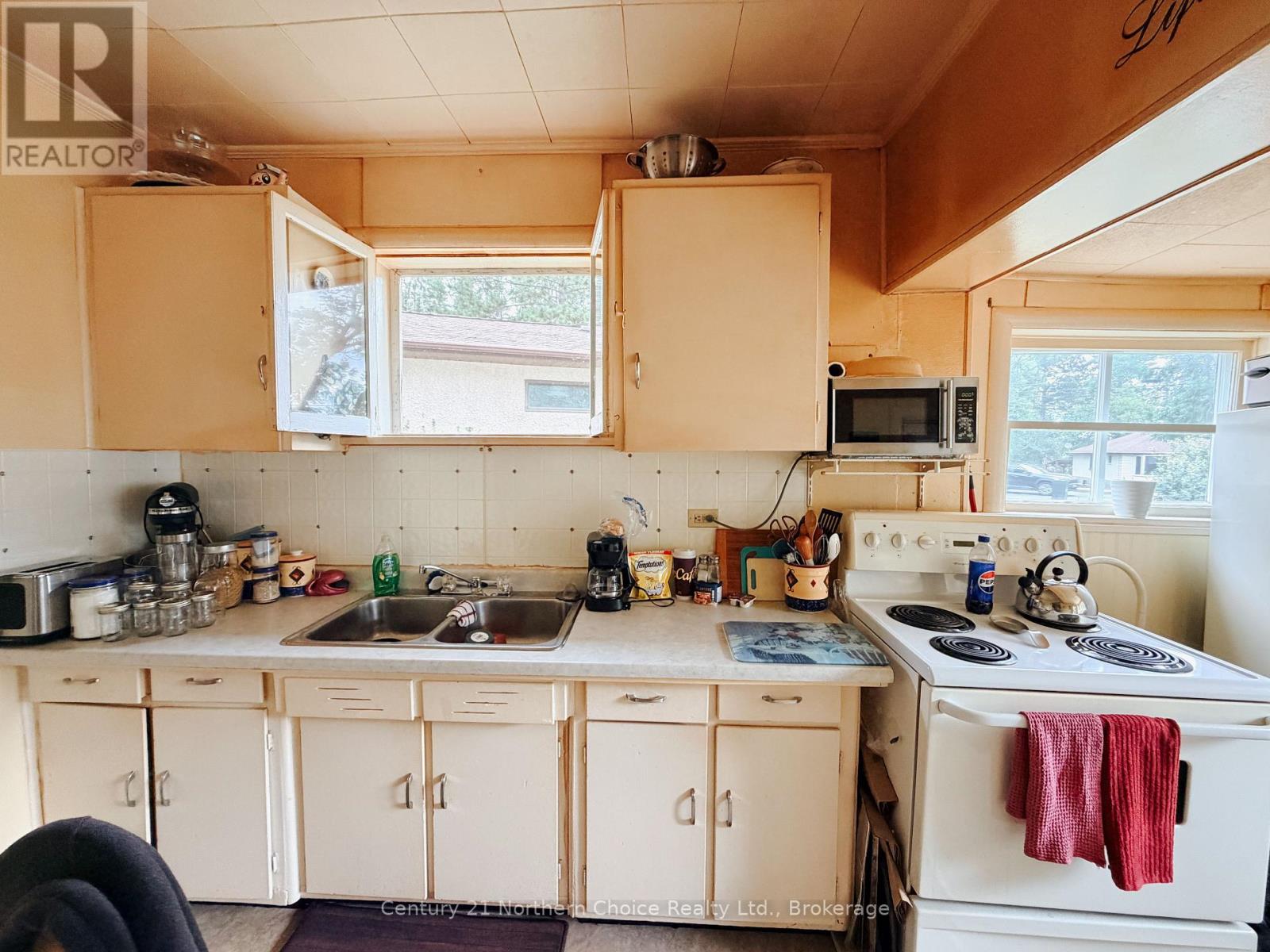 1433 PINE PORTAGE ROAD - 36