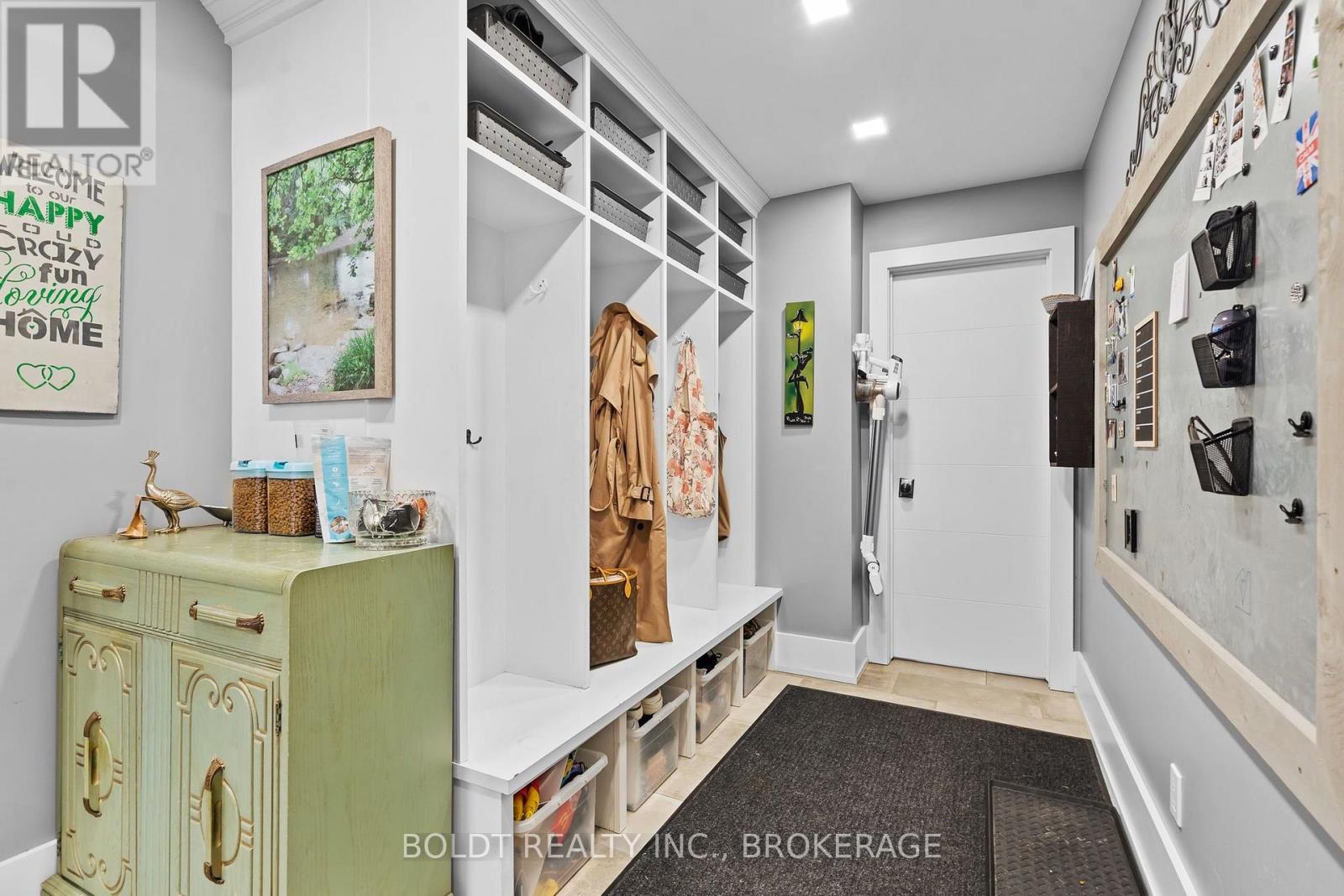 90 VIDEL CRESCENT N - Image 15
