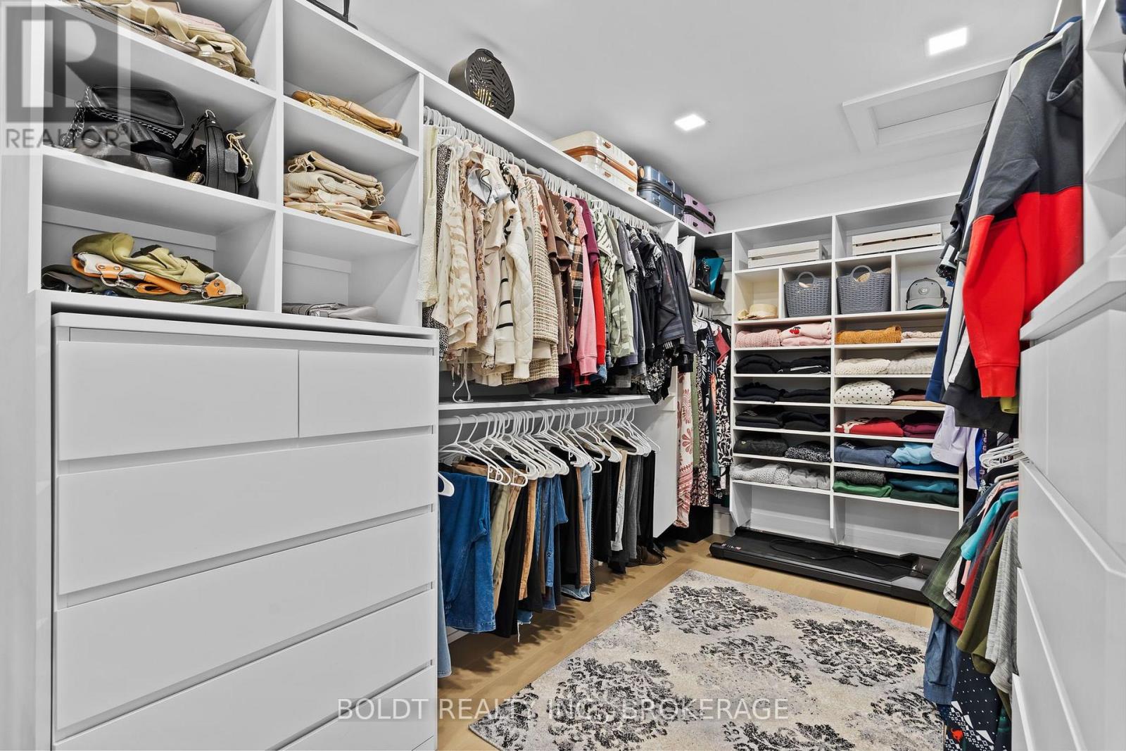 90 VIDEL CRESCENT N - Image 22