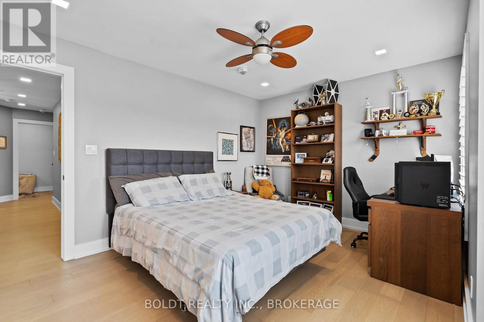 90 VIDEL CRESCENT N - Image 28