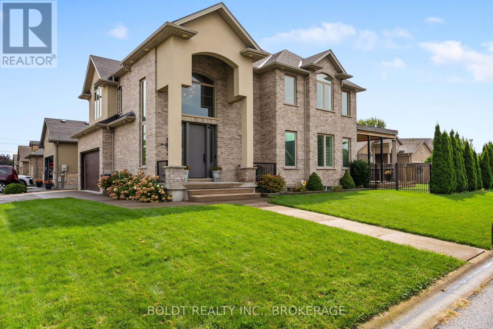 90 VIDEL CRESCENT N - Image 3