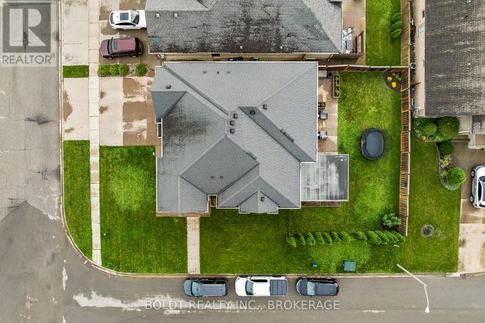 90 VIDEL CRESCENT N - Image 44