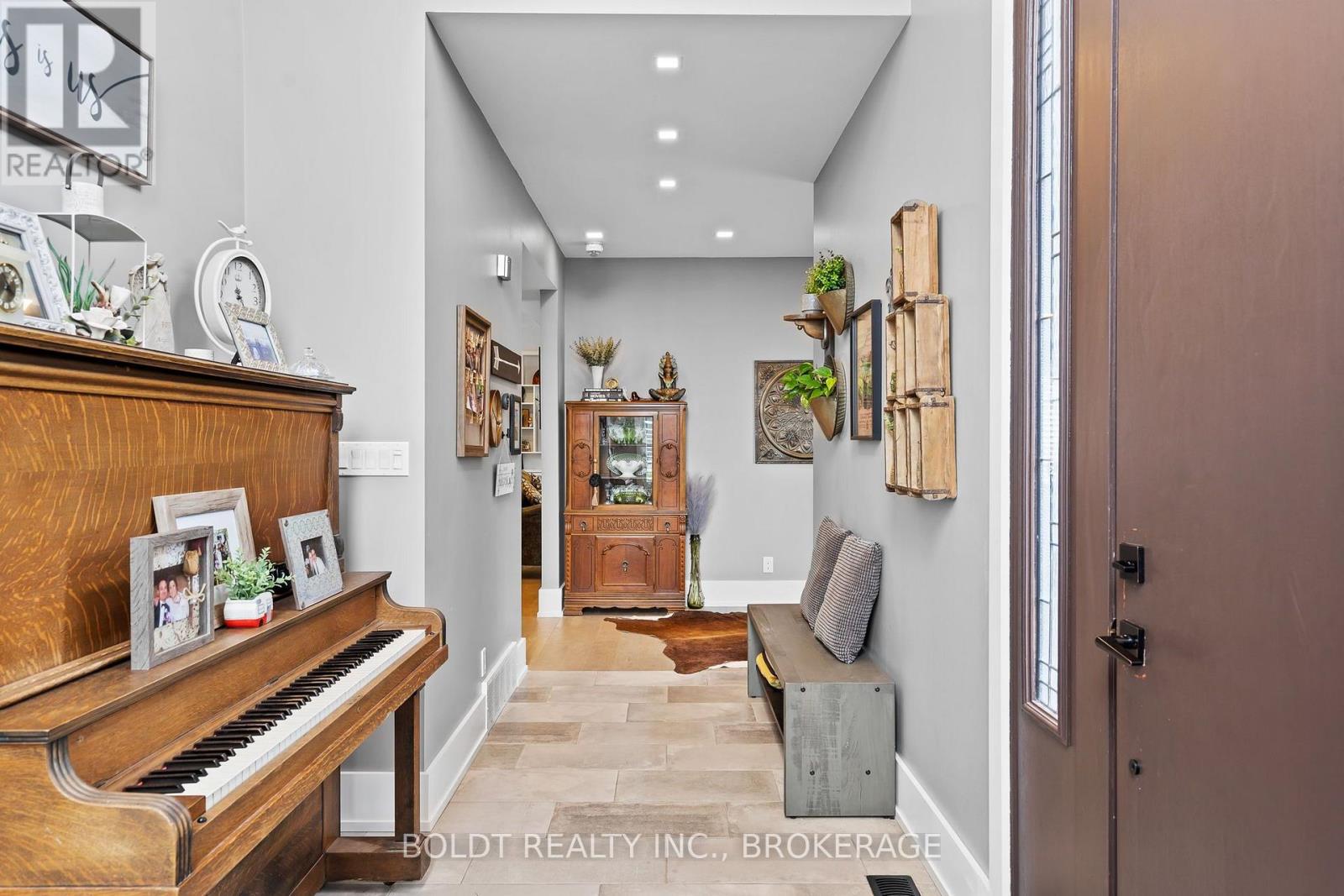 90 VIDEL CRESCENT N - Image 6