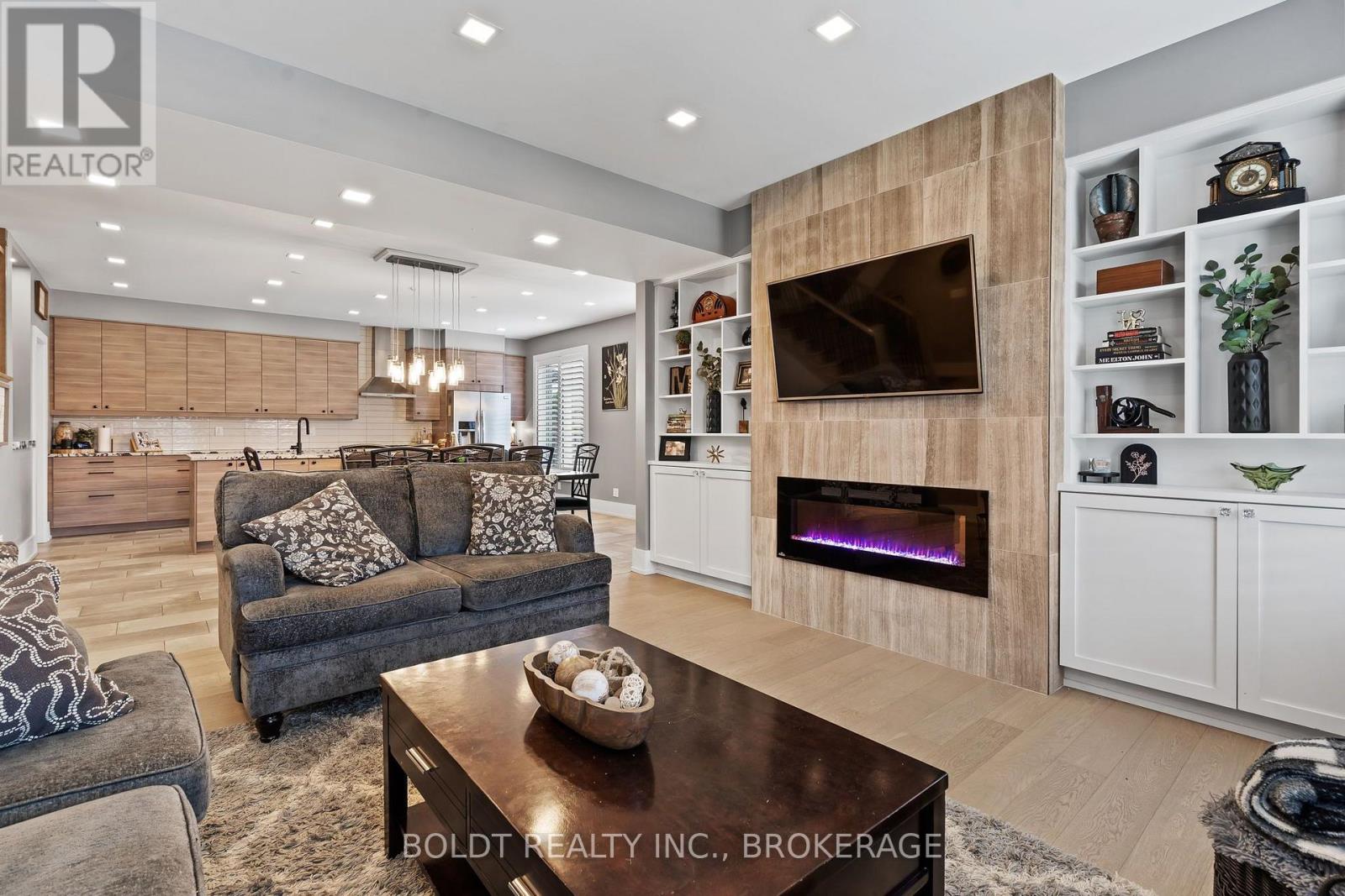 90 VIDEL CRESCENT N - Image 9