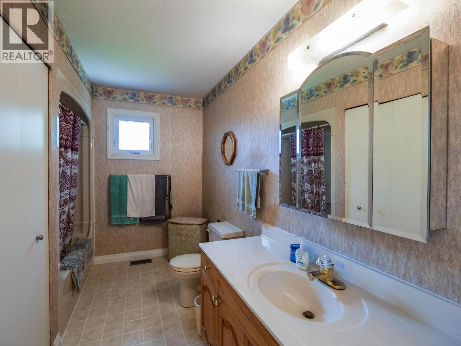 2439 FERGUSON STREET - 19