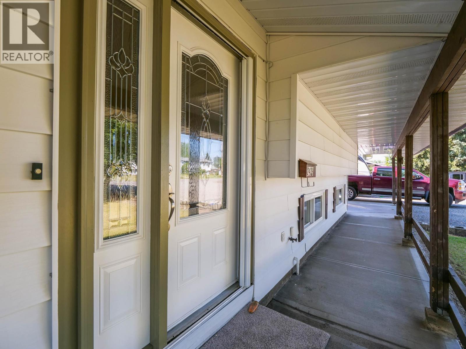 2439 FERGUSON STREET - 4