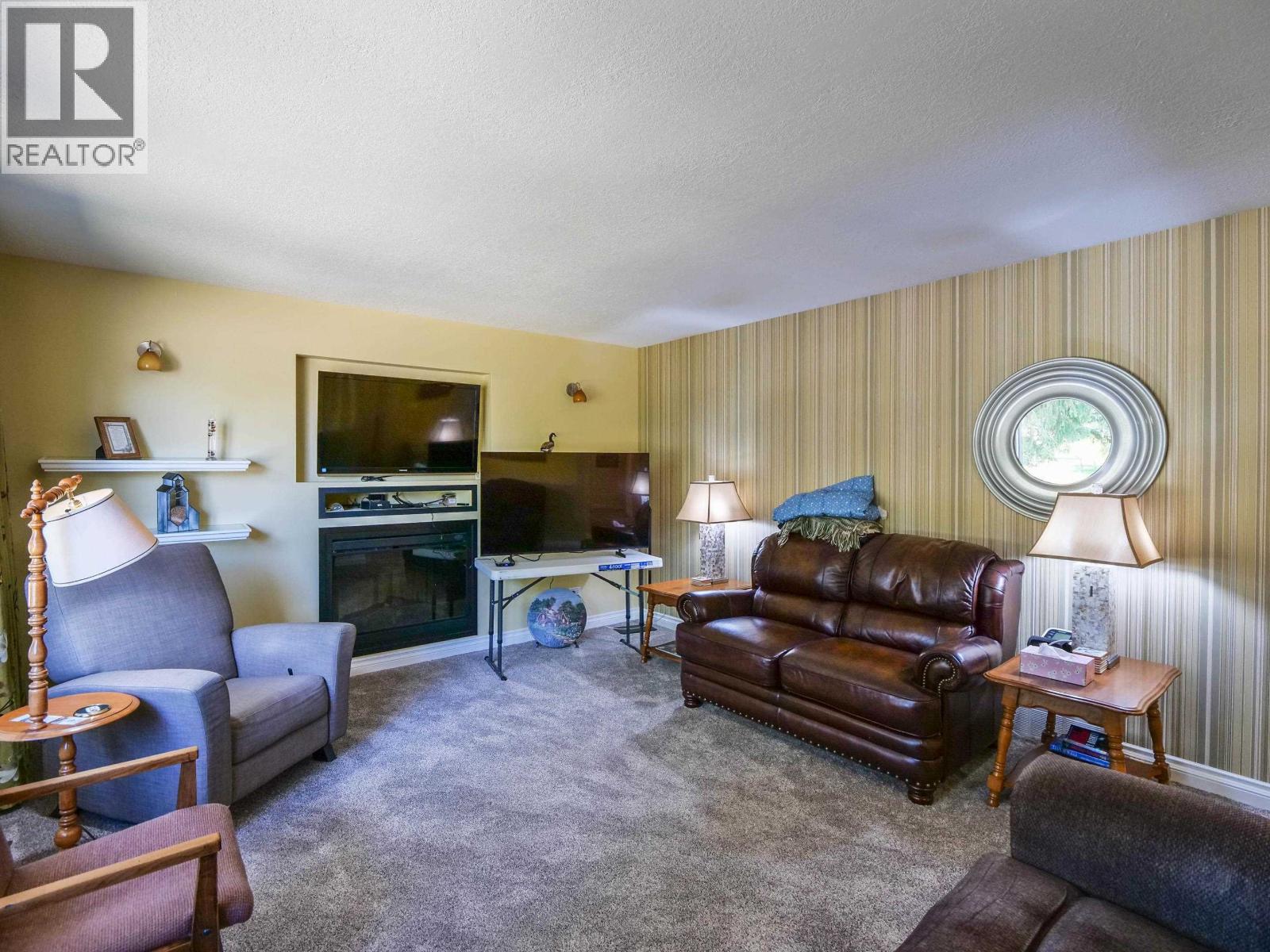 2439 FERGUSON STREET - 7