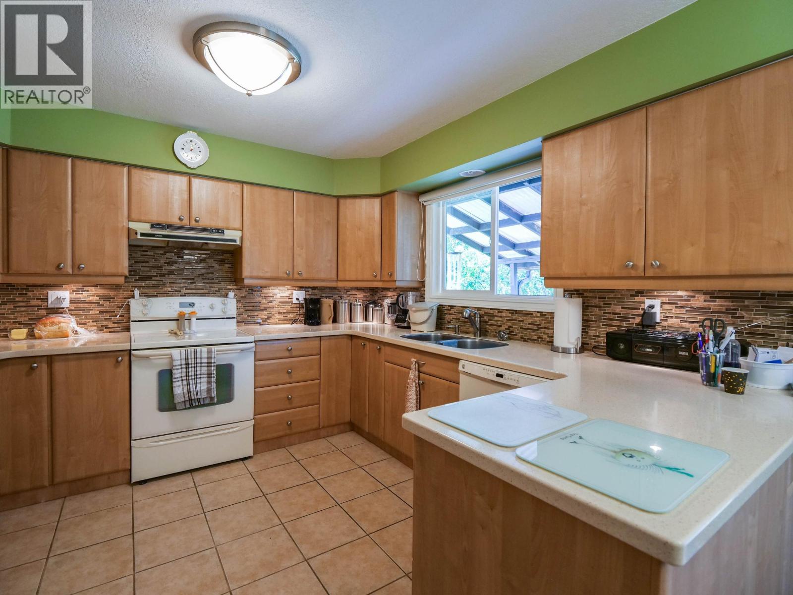 2439 FERGUSON STREET - Image 8