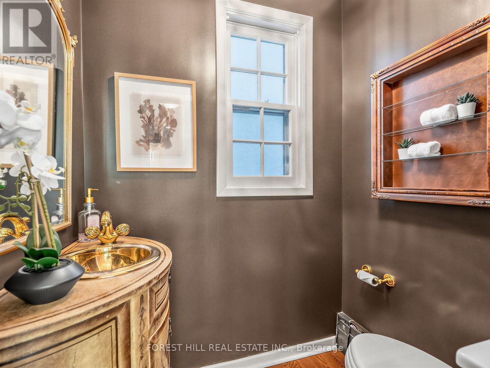 552 ST CLEMENTS AVENUE - Image 21