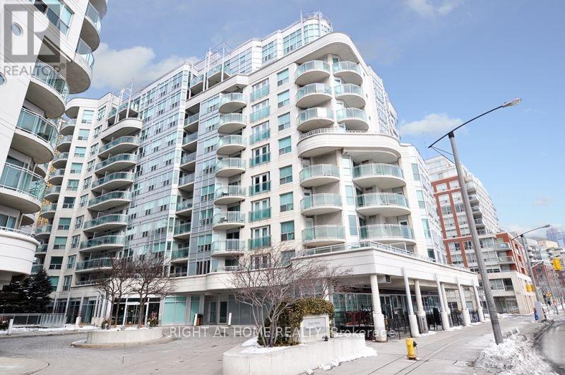 Photo of 600 Queens Quay