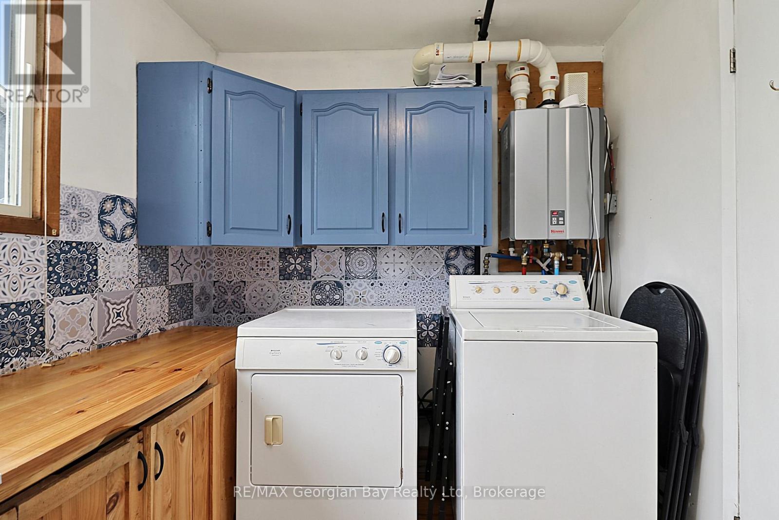 154 ROBERT STREET W - 14