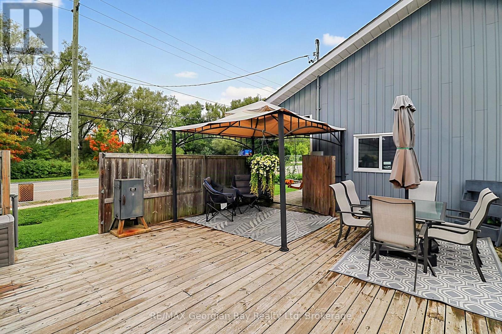 154 ROBERT STREET W - Image 24