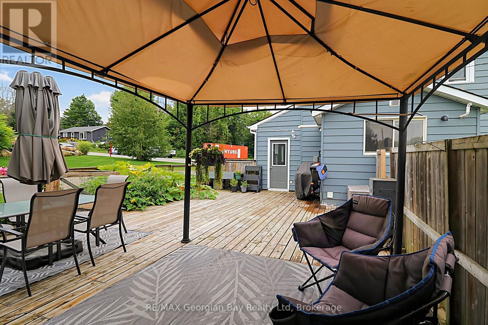 154 ROBERT STREET W - 25