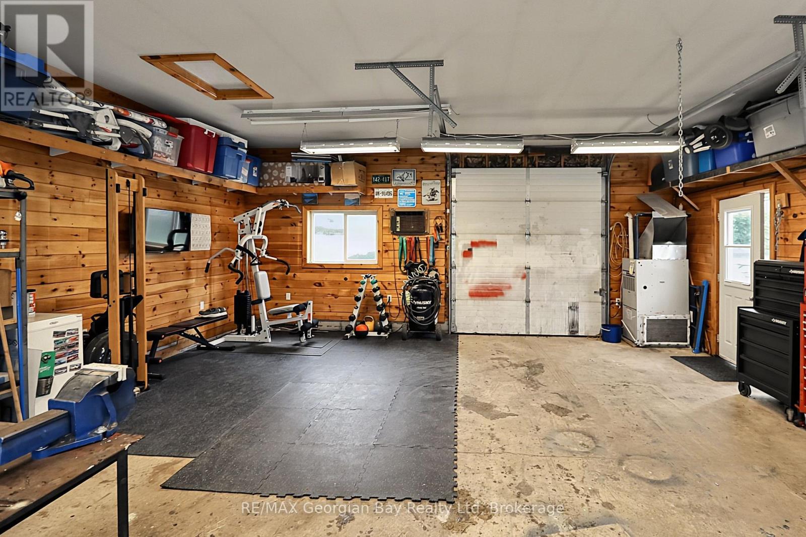 154 ROBERT STREET W - Image 30