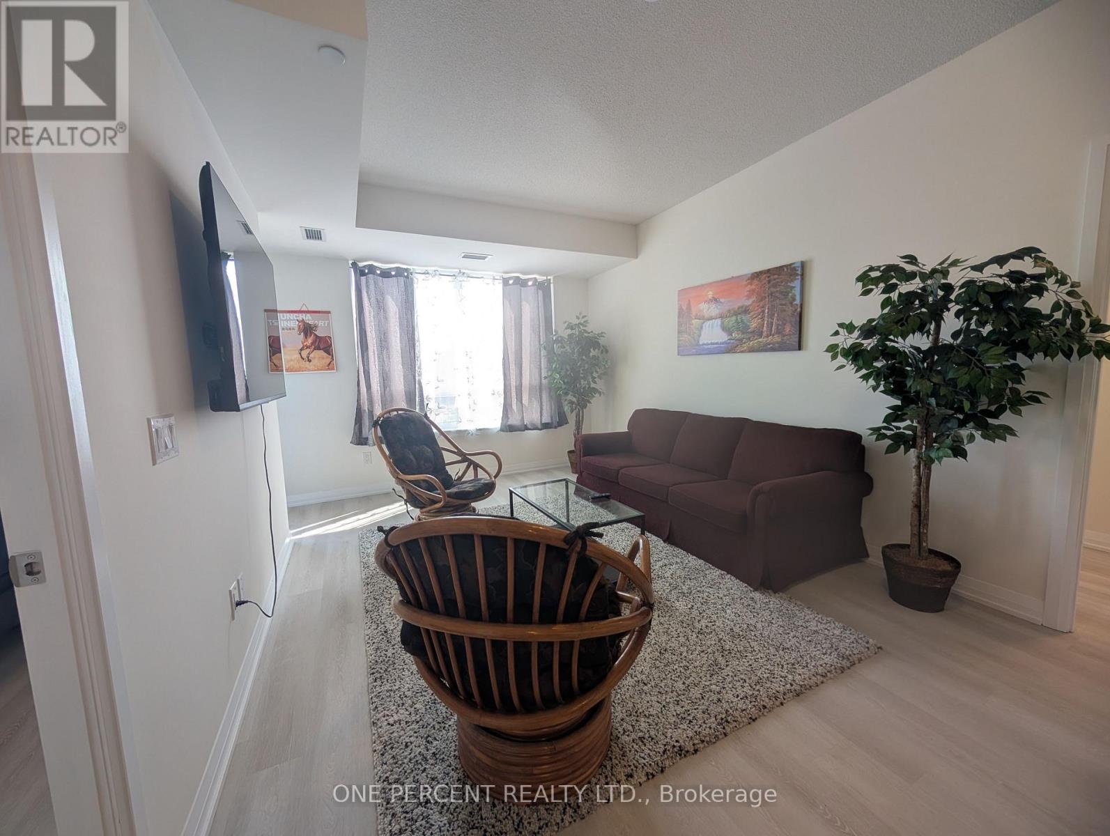 Photo of 3270 Sheppard Ave E Avenue
