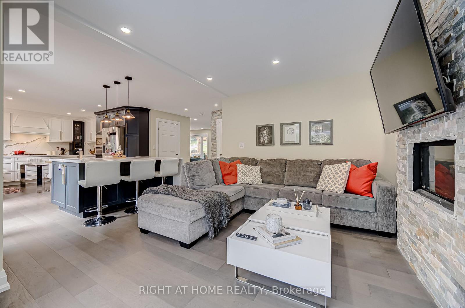 1482 OLD FOREST ROAD - Image 10