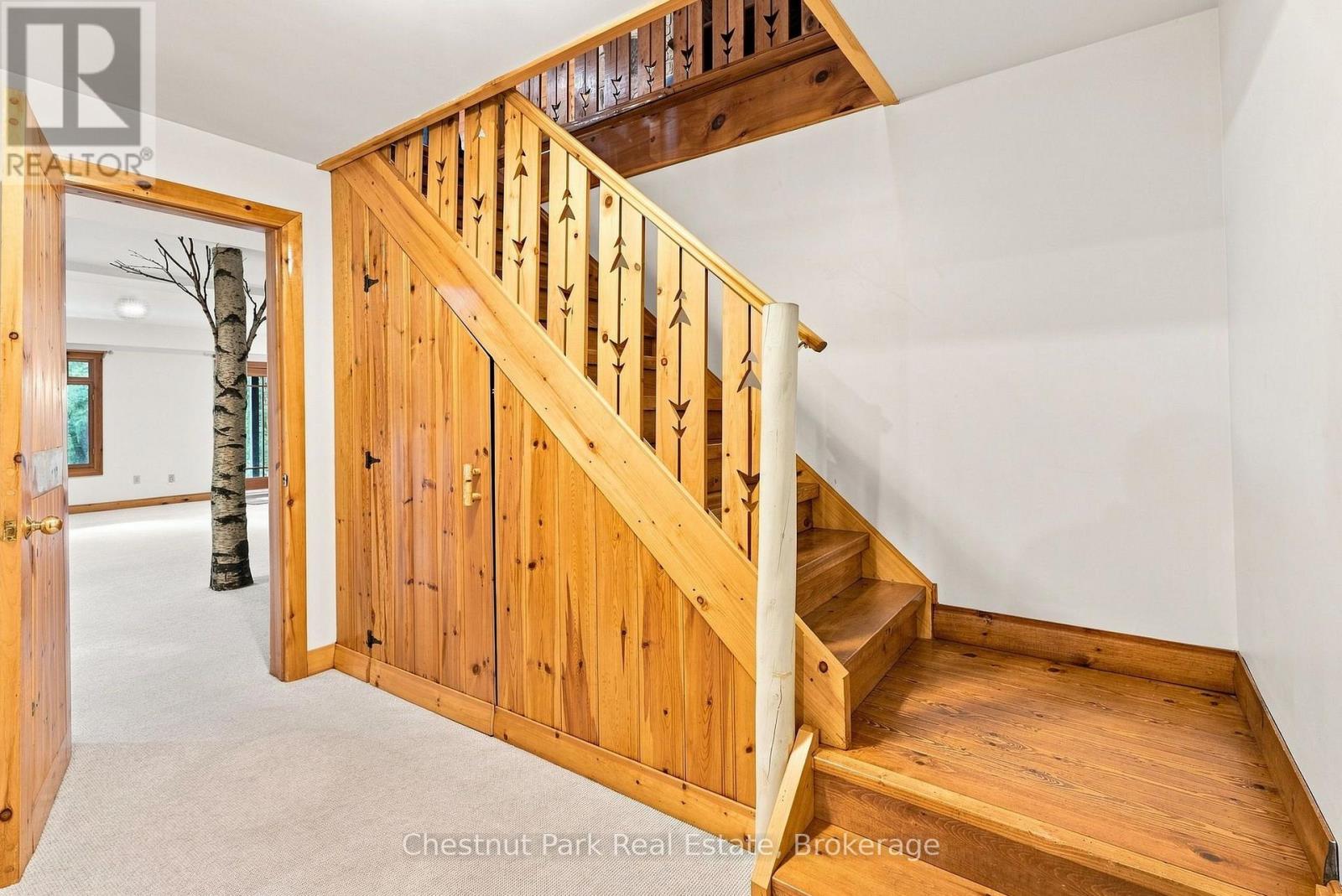 90 SWALLOWDALE ROAD - 33