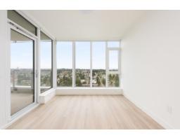 1102 9675 King George Boulevard, Surrey, BC V3T2V3 Photo 6