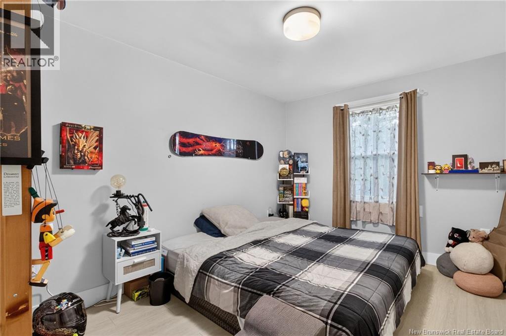 129 Gaskin - 15
