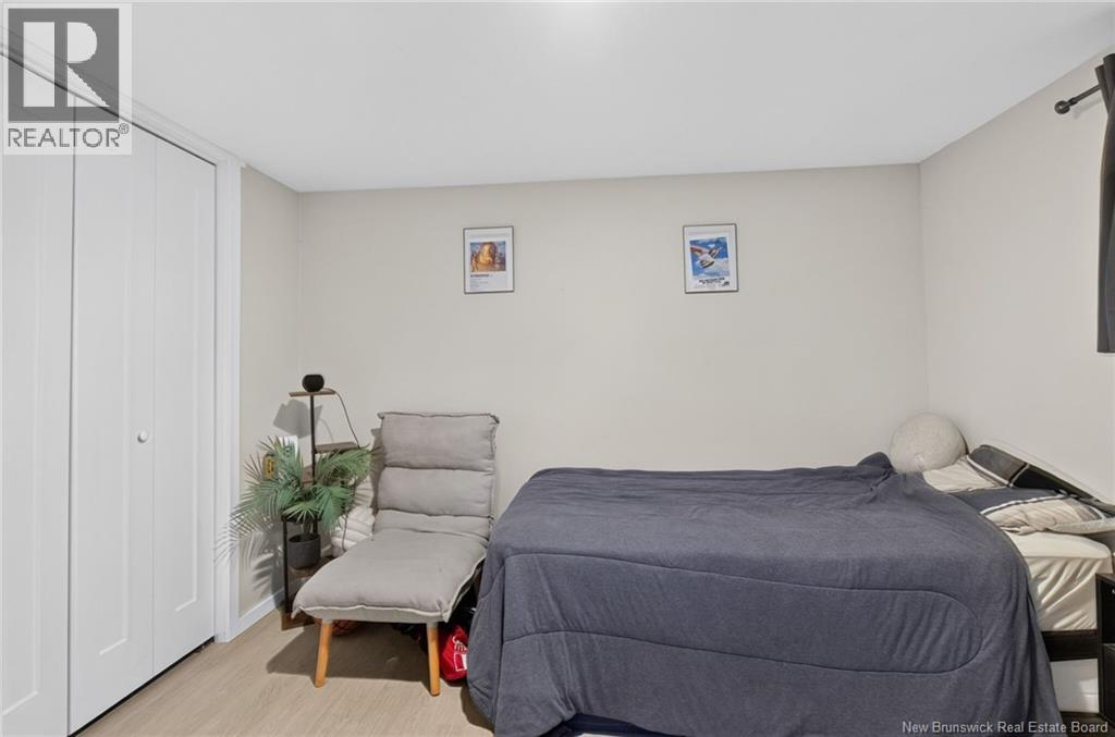 129 Gaskin - 30