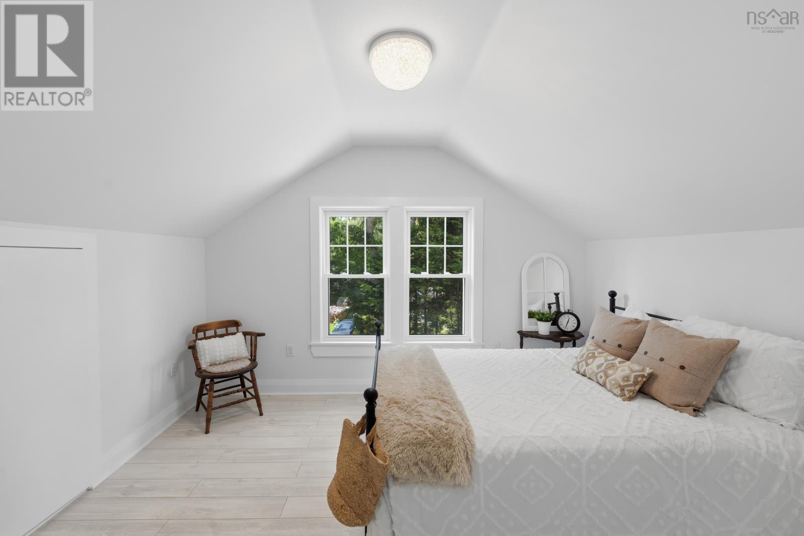 18 Maple Drive - Image 37