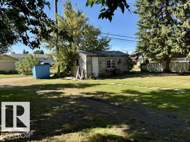 5614 50 ST - Image 21