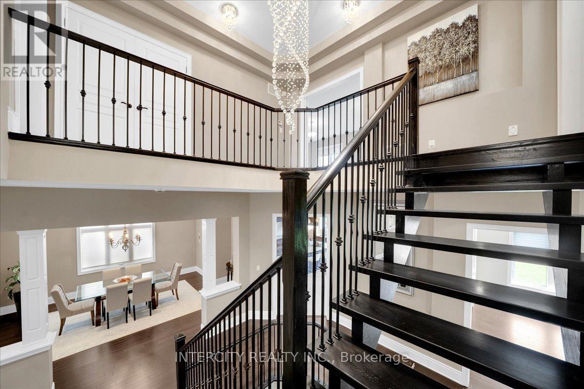 233 CARISBROOKE CIRCLE - Image 26