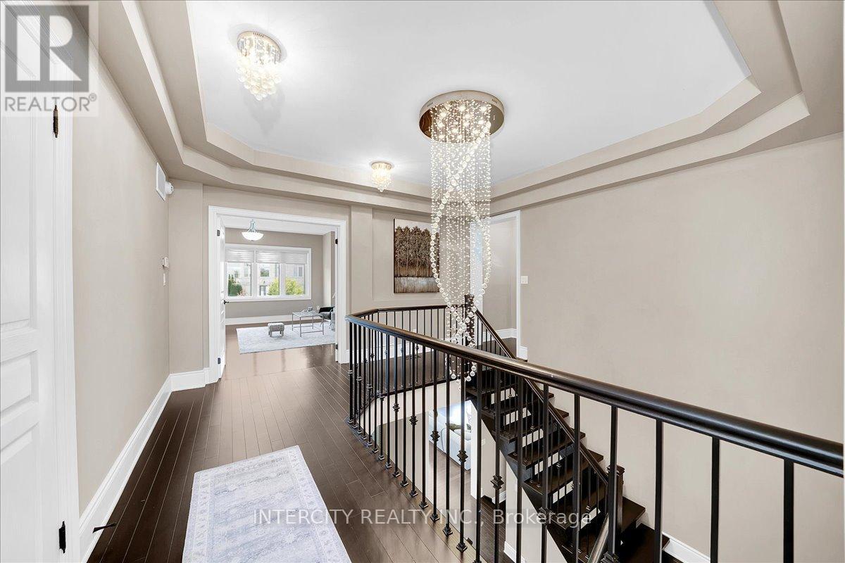 233 CARISBROOKE CIRCLE - Image 27