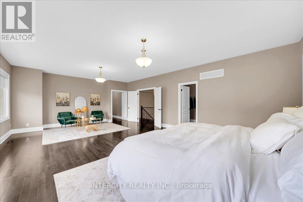 233 CARISBROOKE CIRCLE - Image 30