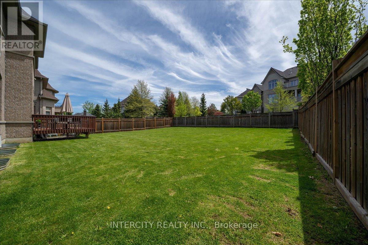 233 CARISBROOKE CIRCLE - Image 46