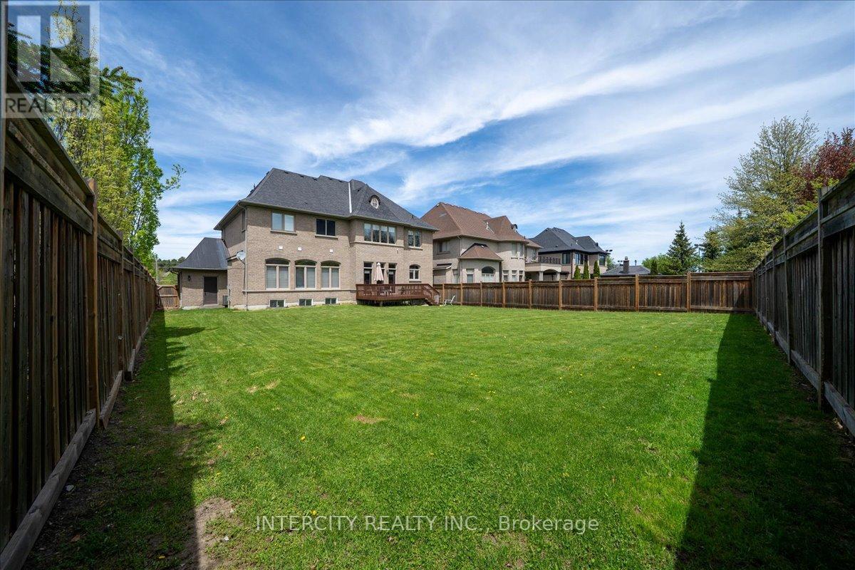 233 CARISBROOKE CIRCLE - Image 47