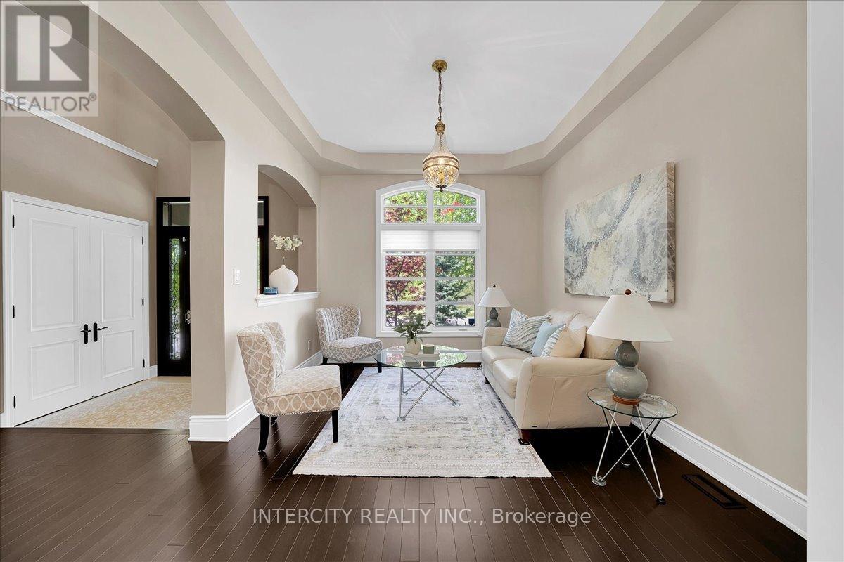 233 CARISBROOKE CIRCLE - Image 5