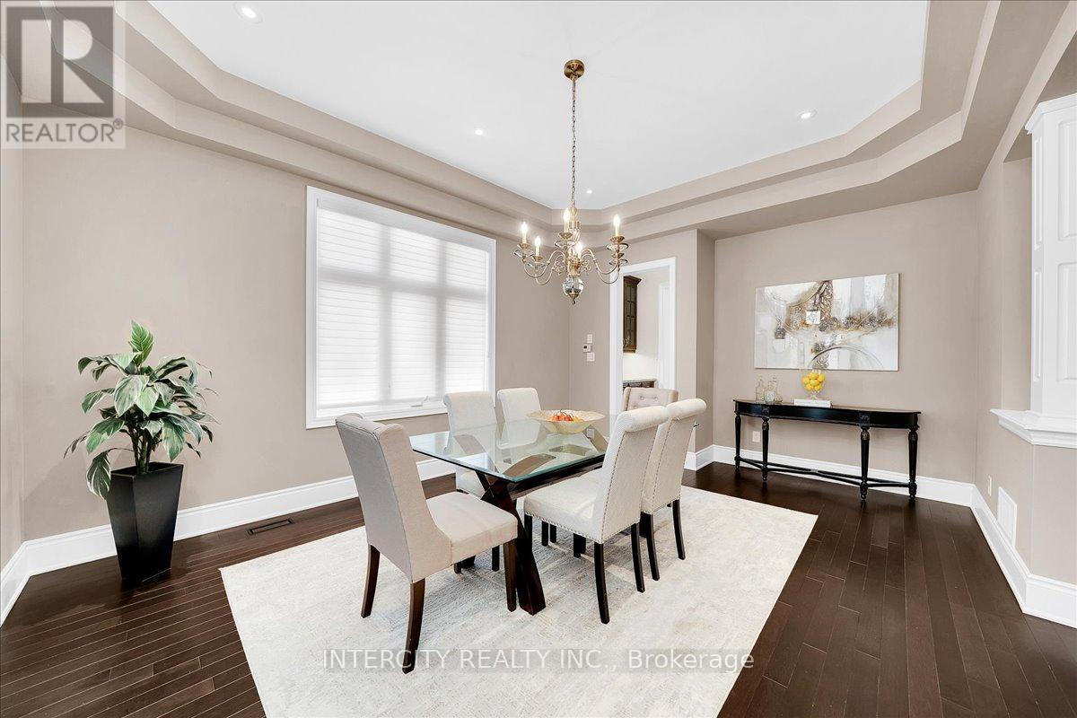 233 CARISBROOKE CIRCLE - Image 7